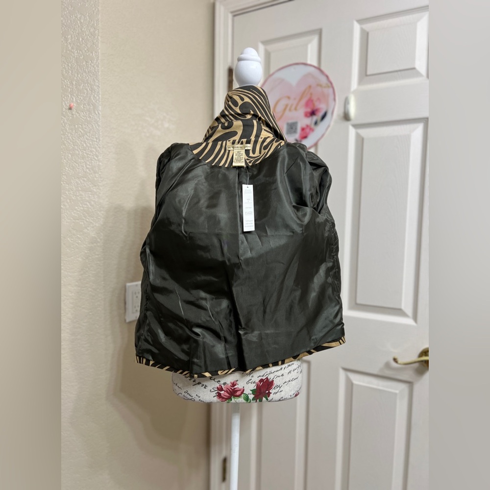 Black and Tan Patterned Jacket NWT - image 4